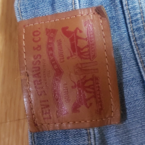Levi's size 26 jeans - Picture 5 of 5